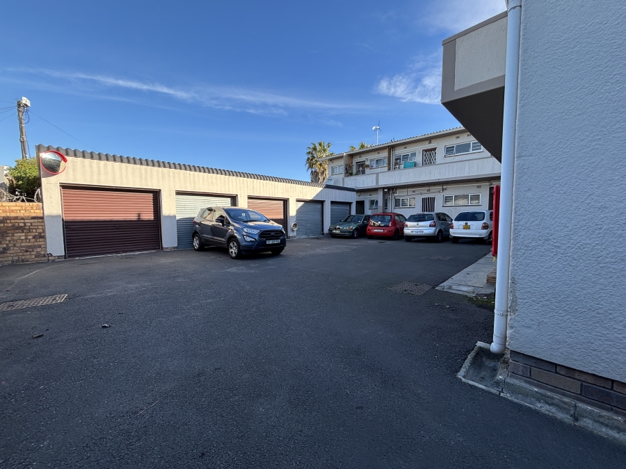 2 Bedroom Property for Sale in Glenlilly Western Cape